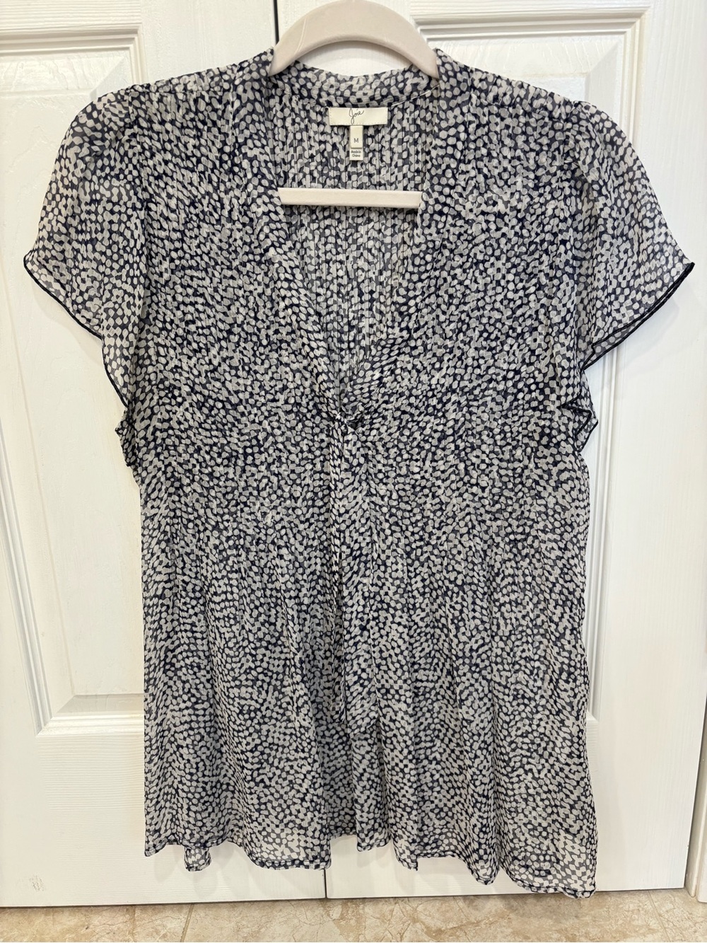 Joie Women’s Print Short-Sleeve Blouse in Navy/White